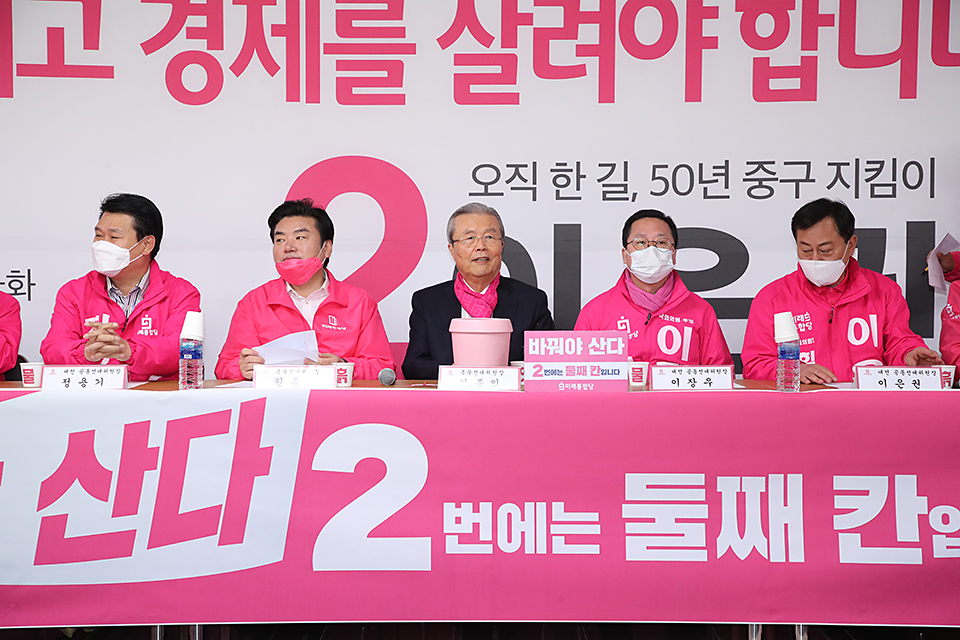 제목 노출 영역입니다 이미지