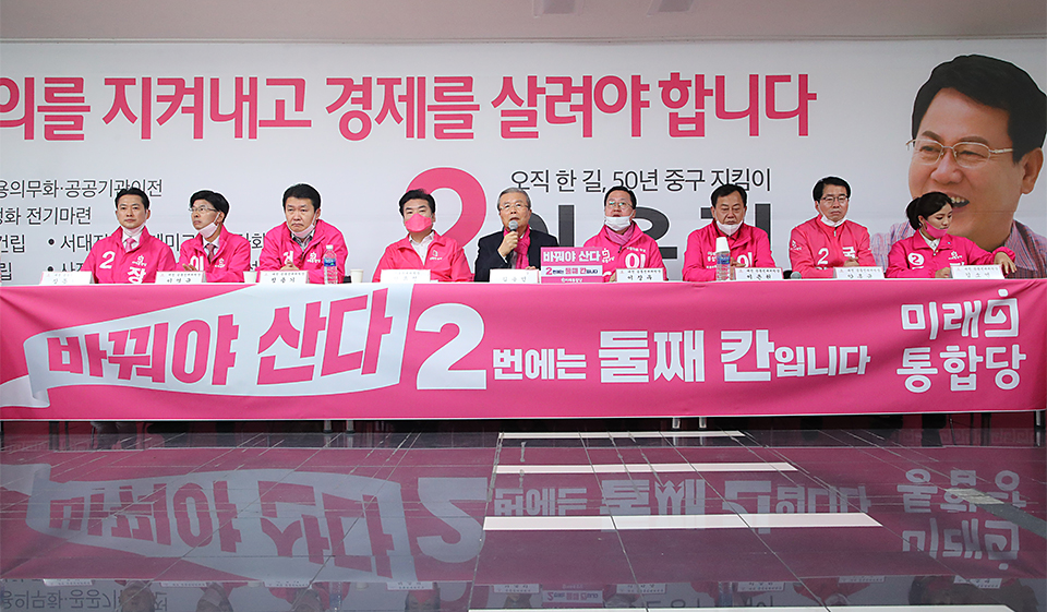 제목 노출 영역입니다 이미지
