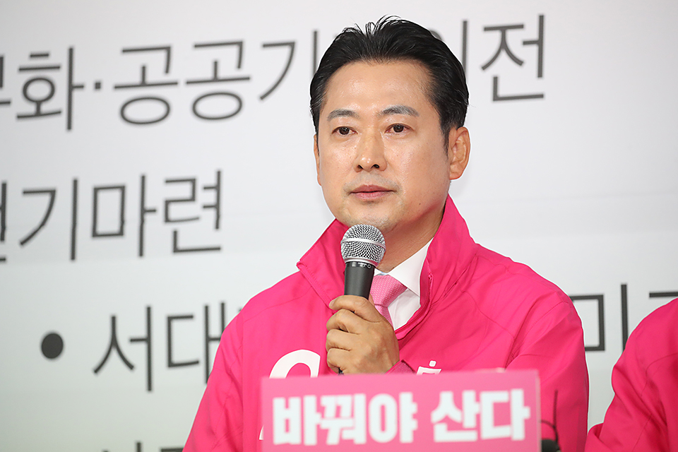 제목 노출 영역입니다 이미지