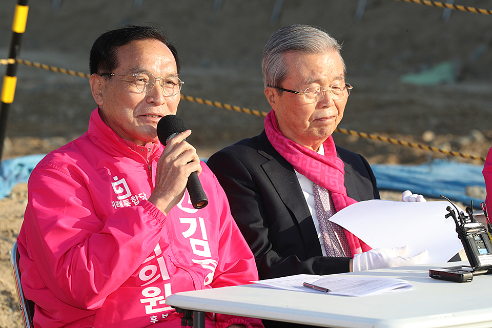 제목 노출 영역입니다 이미지