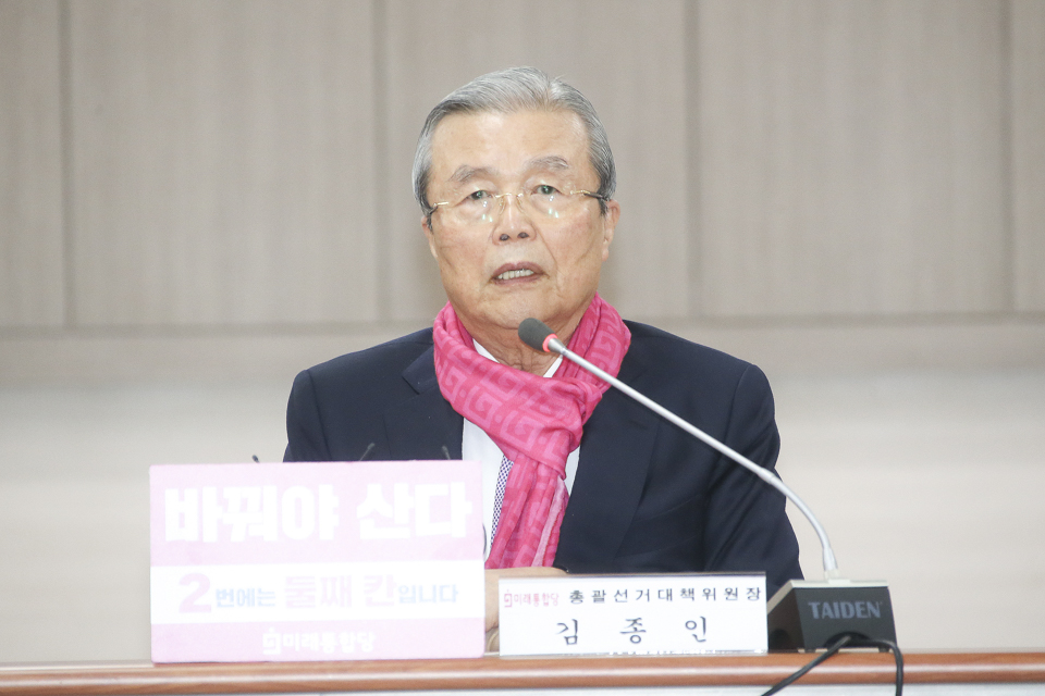 제목 노출 영역입니다 이미지