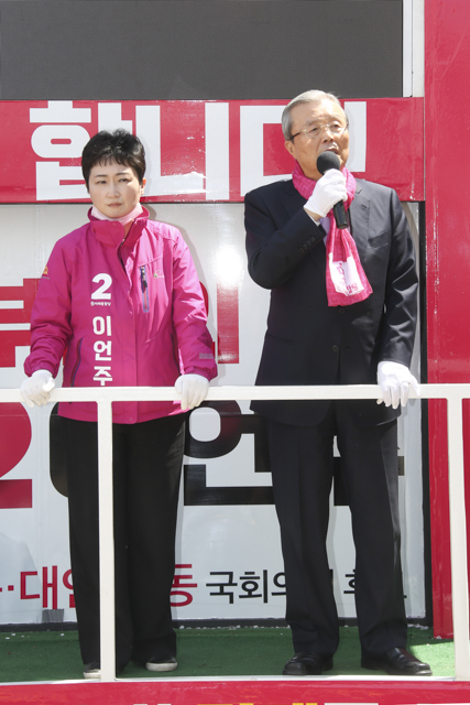 제목 노출 영역입니다 이미지