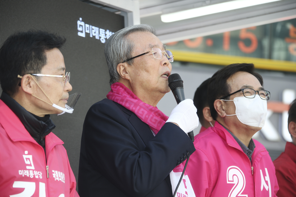 제목 노출 영역입니다 이미지