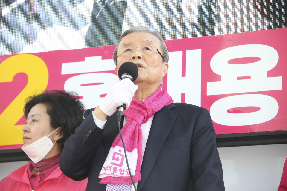 제목 노출 영역입니다 이미지