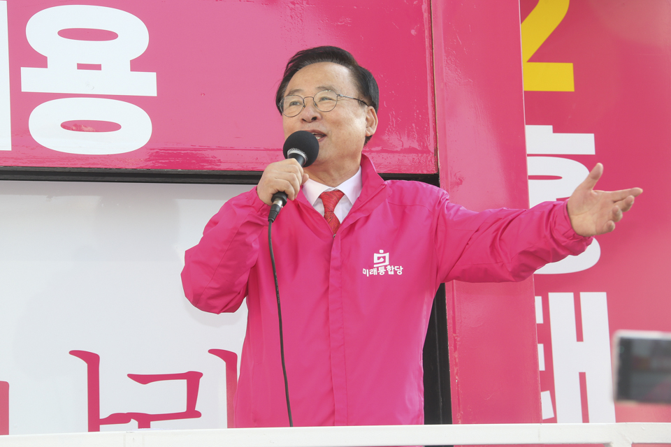 제목 노출 영역입니다 이미지
