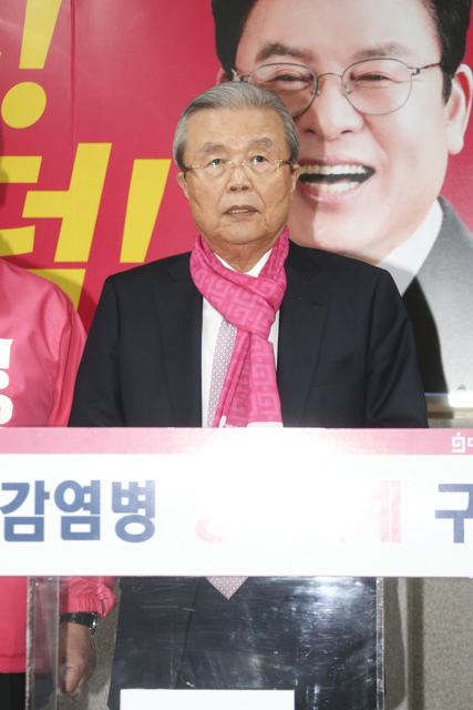 제목 노출 영역입니다 이미지