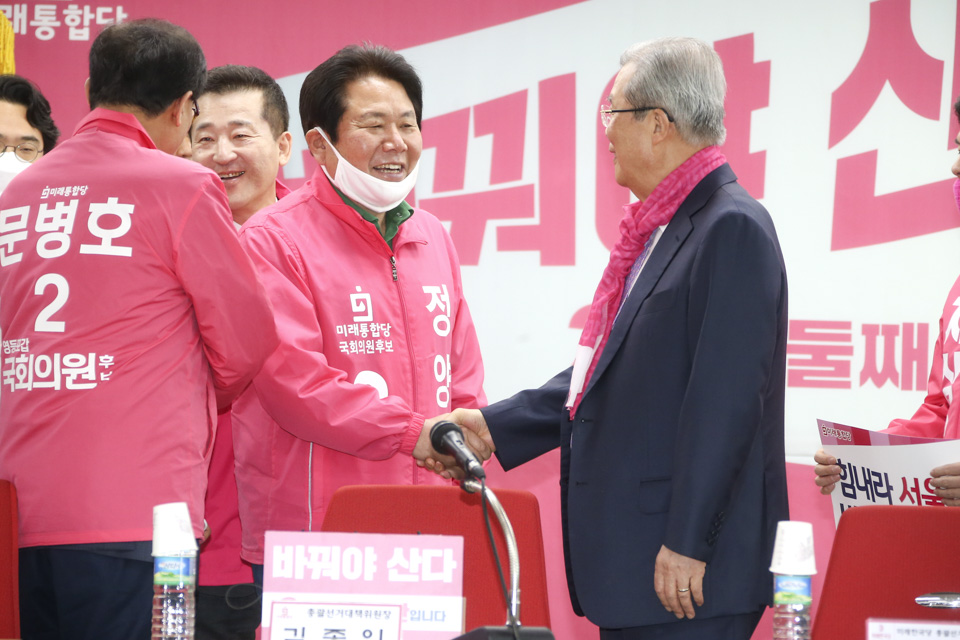 제목 노출 영역입니다 이미지