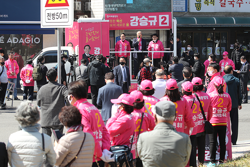 제목 노출 영역입니다 이미지