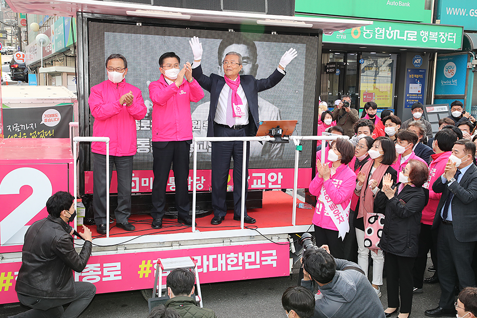 제목 노출 영역입니다 이미지