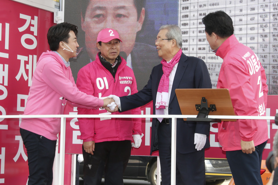 제목 노출 영역입니다 이미지