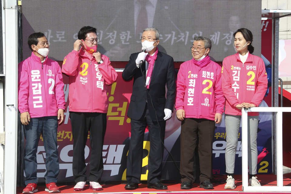 제목 노출 영역입니다 이미지