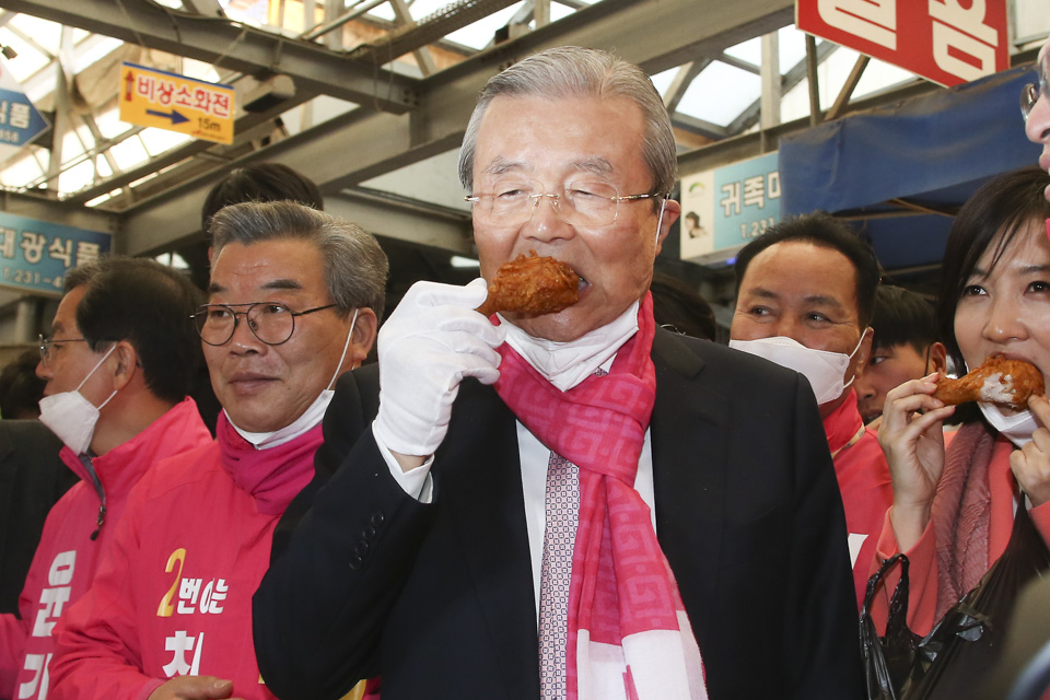 제목 노출 영역입니다 이미지