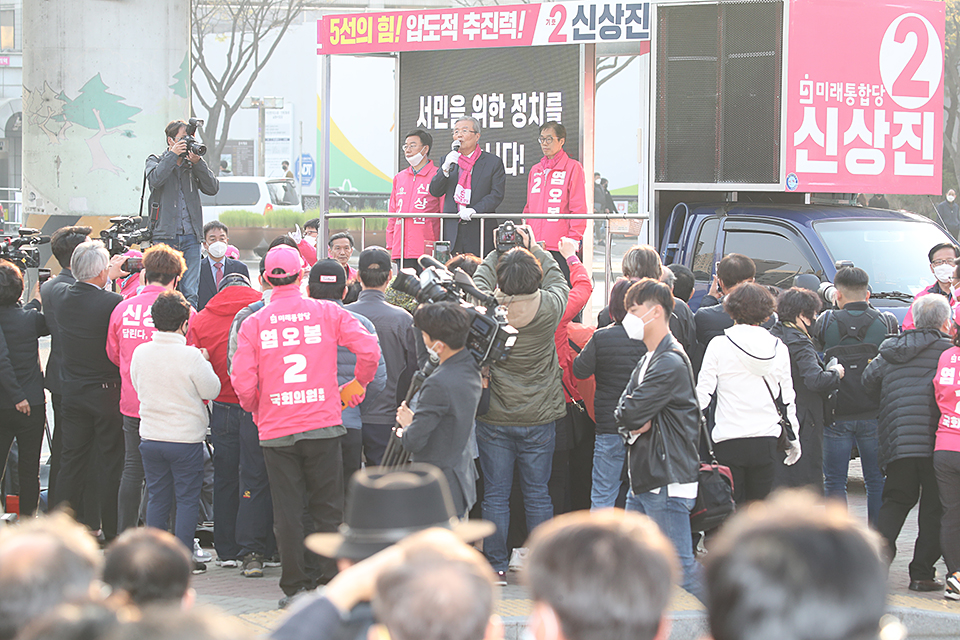 제목 노출 영역입니다 이미지