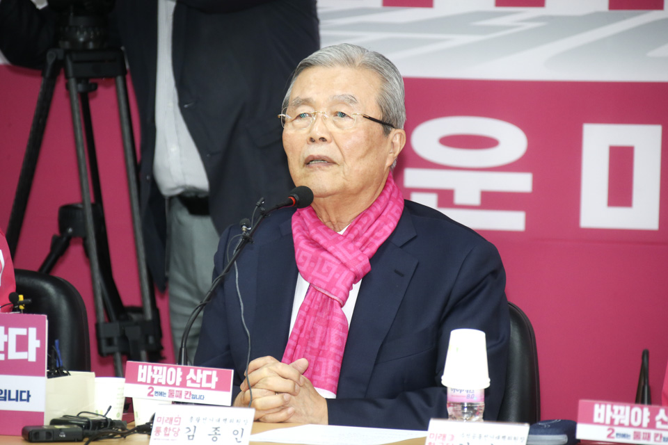 제목 노출 영역입니다 이미지