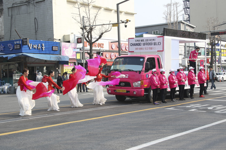 제목 노출 영역입니다 이미지