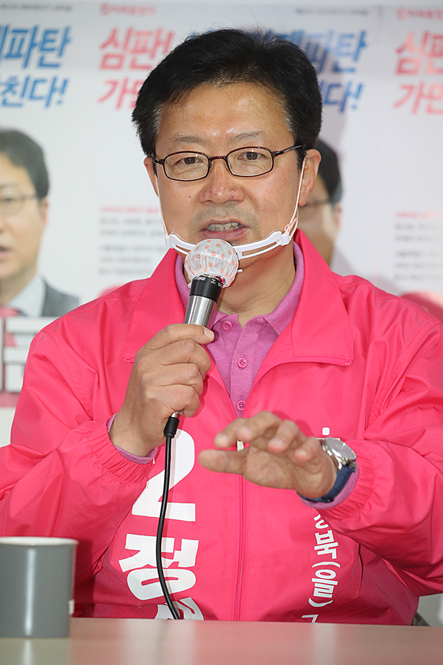 제목 노출 영역입니다 이미지