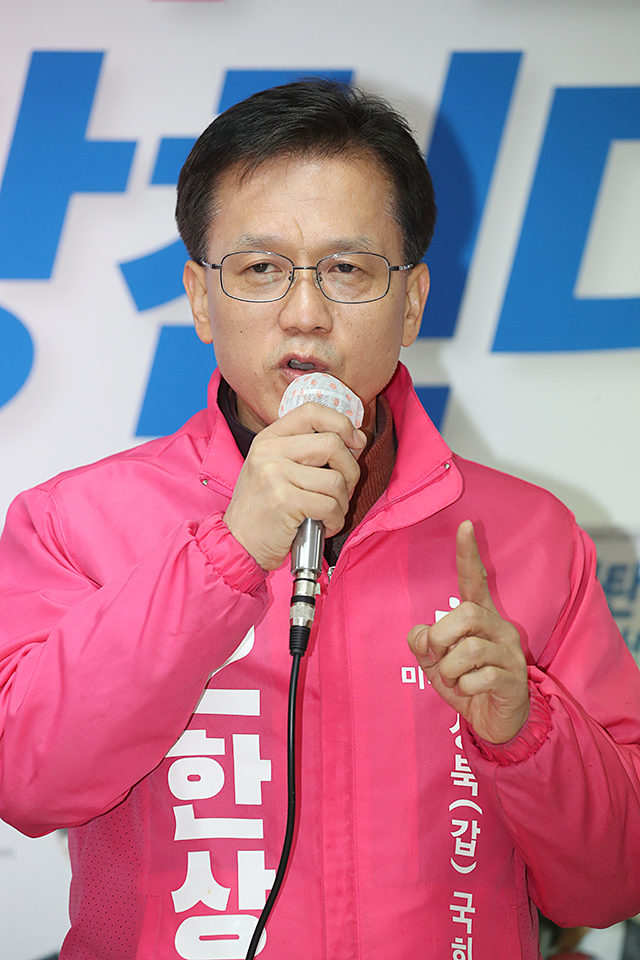 제목 노출 영역입니다 이미지