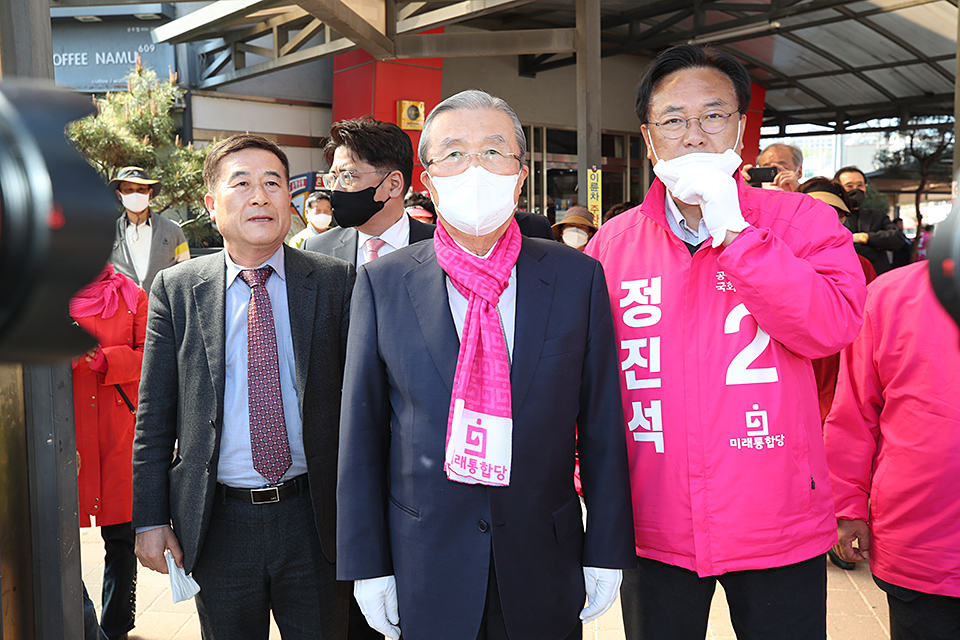 제목 노출 영역입니다 이미지