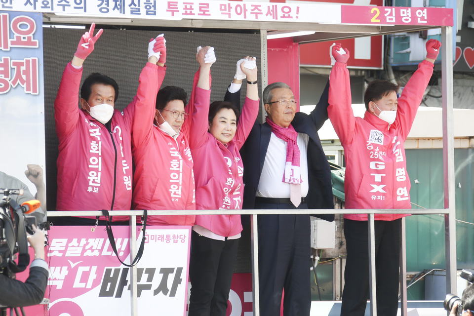 제목 노출 영역입니다 이미지