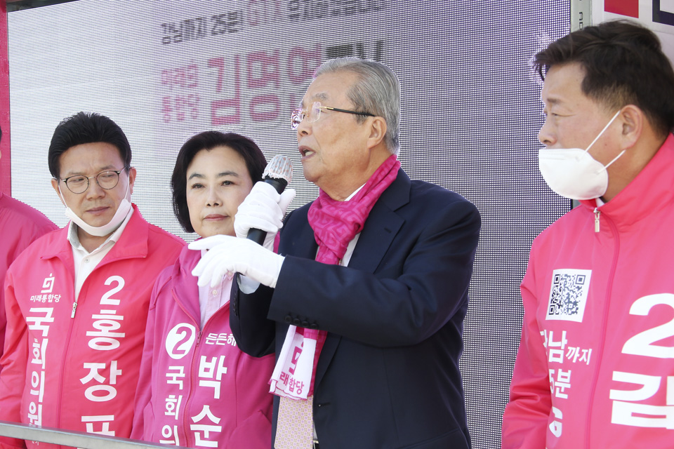 제목 노출 영역입니다 이미지