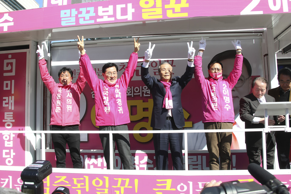 제목 노출 영역입니다 이미지