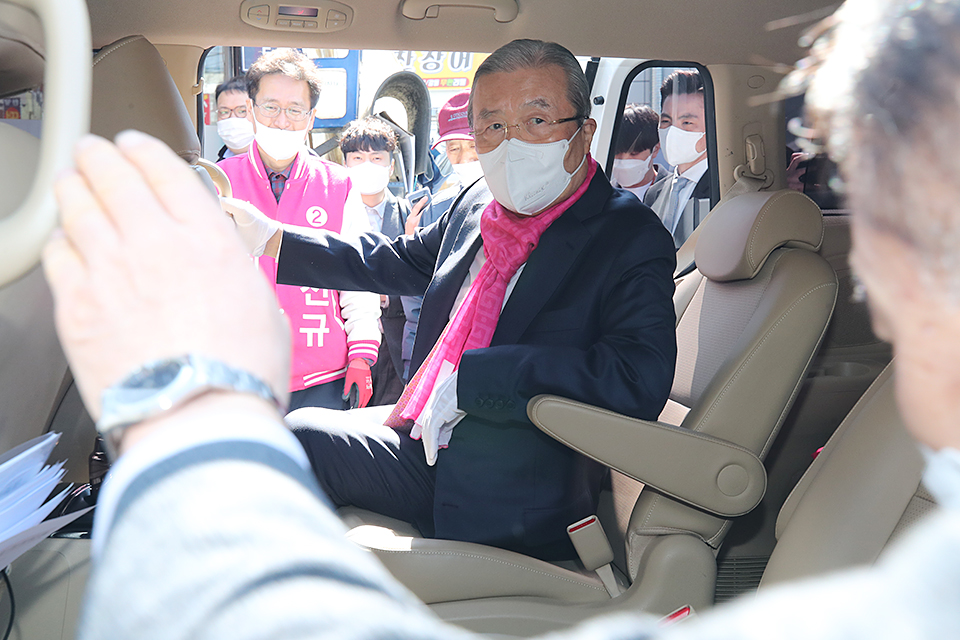 제목 노출 영역입니다 이미지