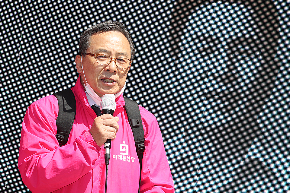 제목 노출 영역입니다 이미지