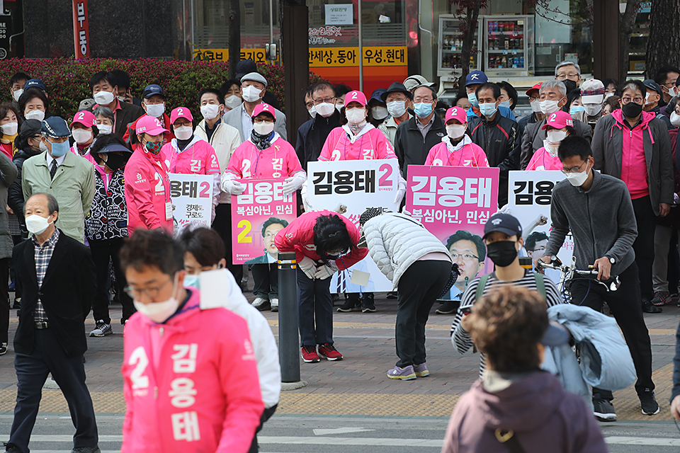 제목 노출 영역입니다 이미지