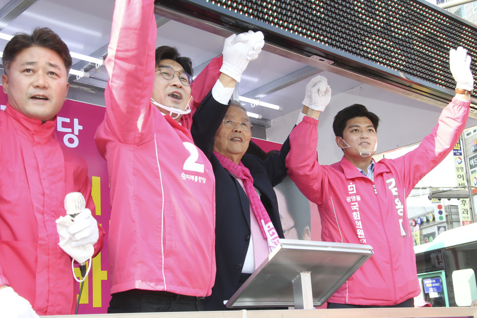 제목 노출 영역입니다 이미지