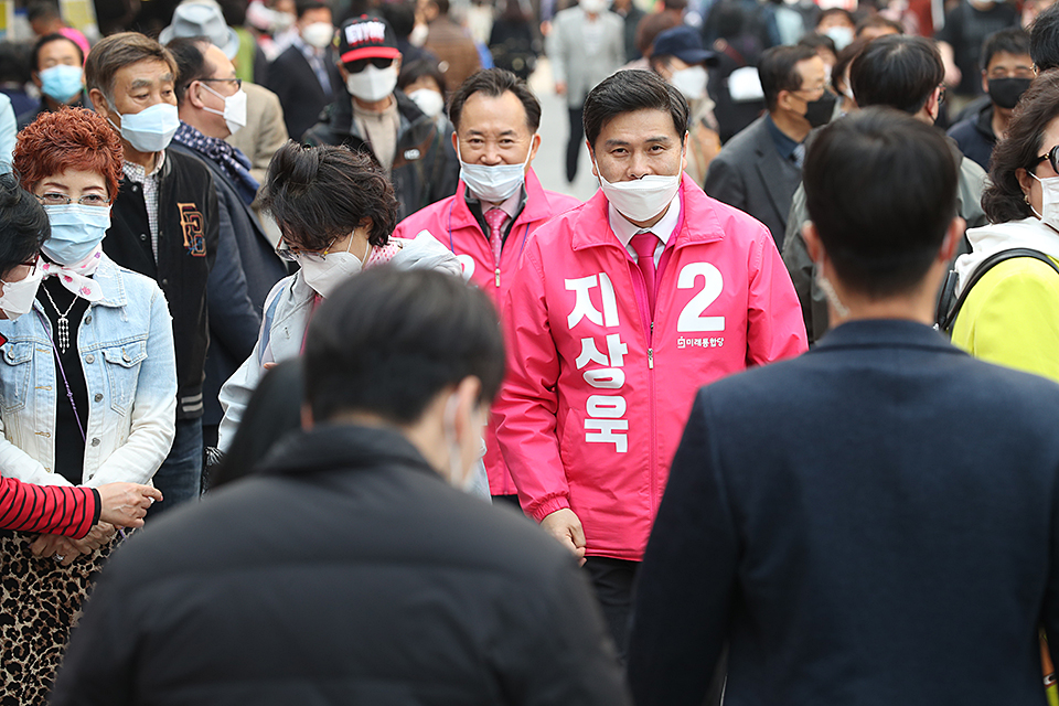 제목 노출 영역입니다 이미지