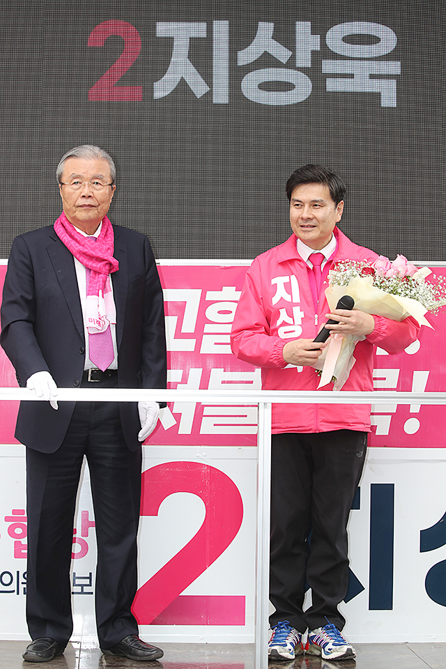 제목 노출 영역입니다 이미지