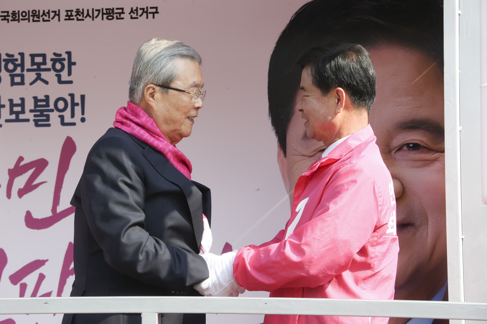 제목 노출 영역입니다 이미지