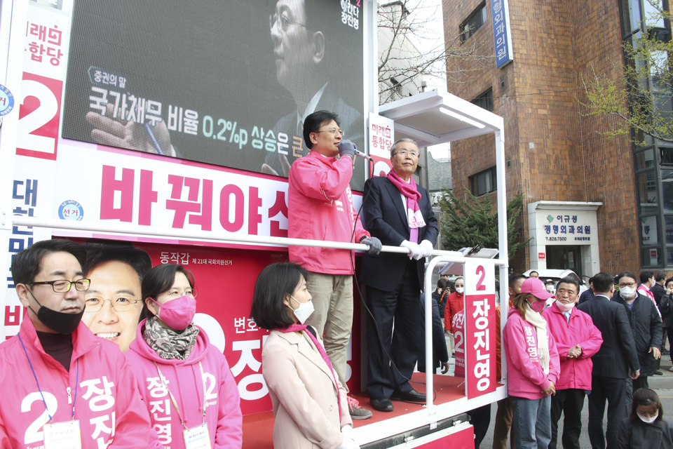 제목 노출 영역입니다 이미지
