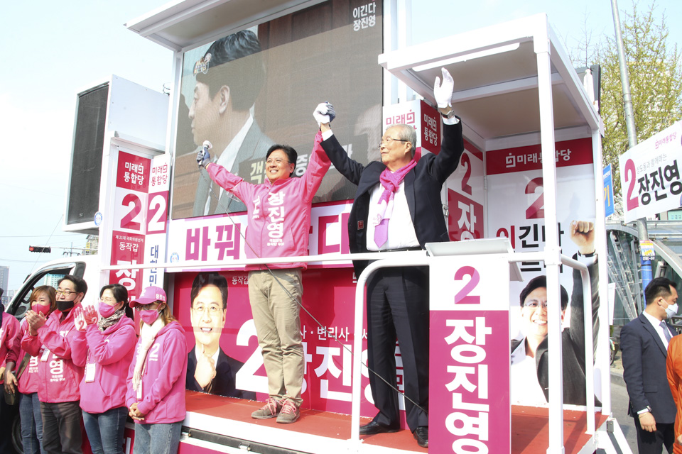 제목 노출 영역입니다 이미지