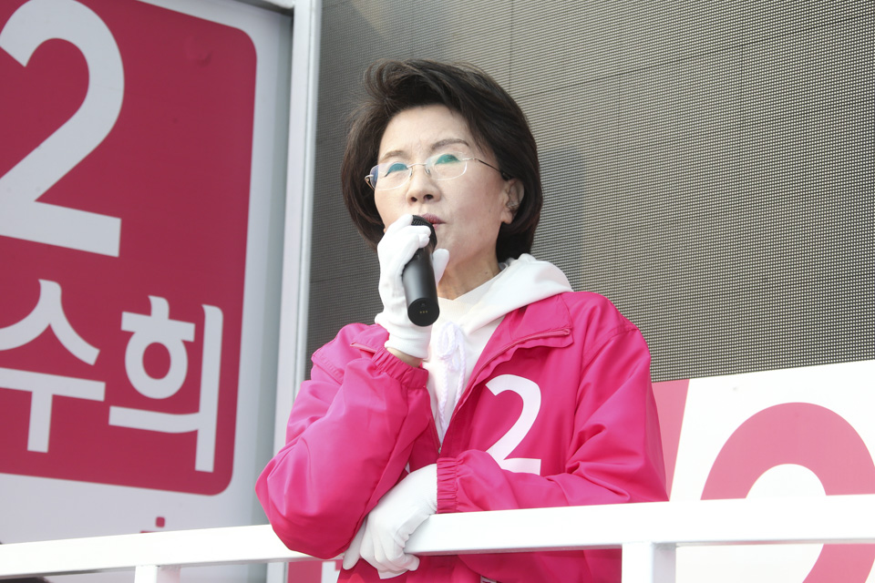 제목 노출 영역입니다 이미지