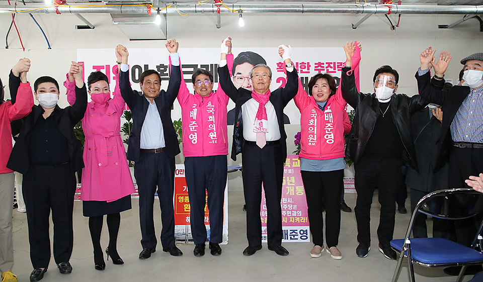 제목 노출 영역입니다 이미지