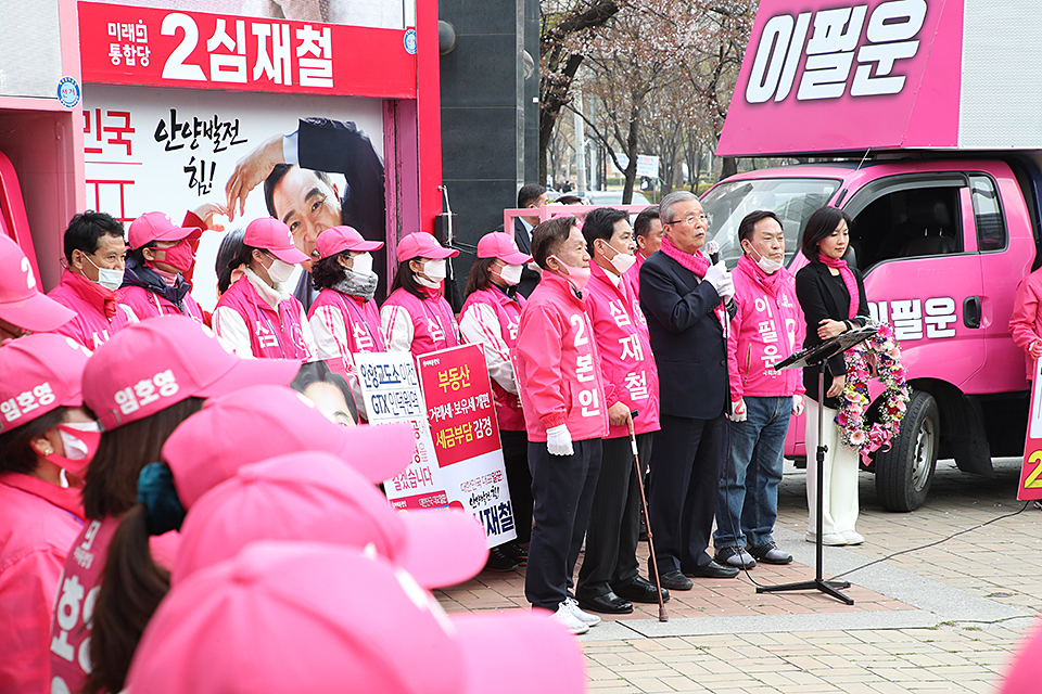 제목 노출 영역입니다 이미지