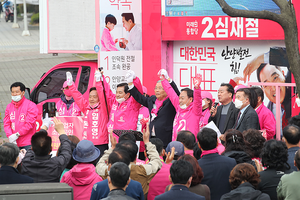 제목 노출 영역입니다 이미지