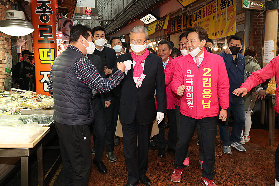 제목 노출 영역입니다 이미지