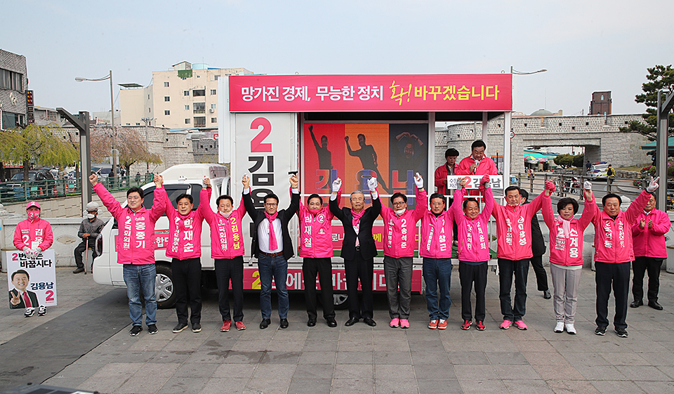 제목 노출 영역입니다 이미지