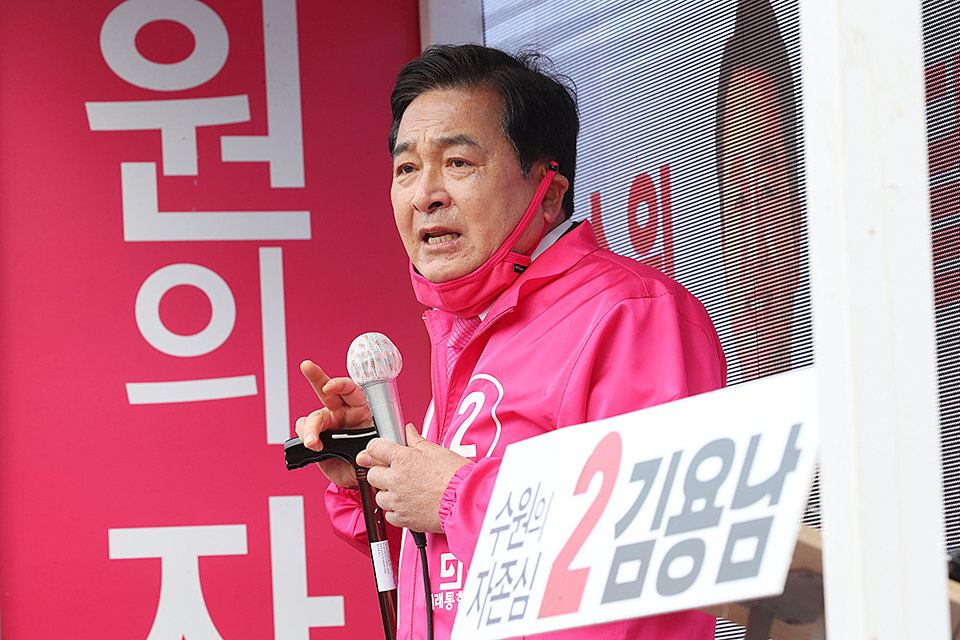 제목 노출 영역입니다 이미지