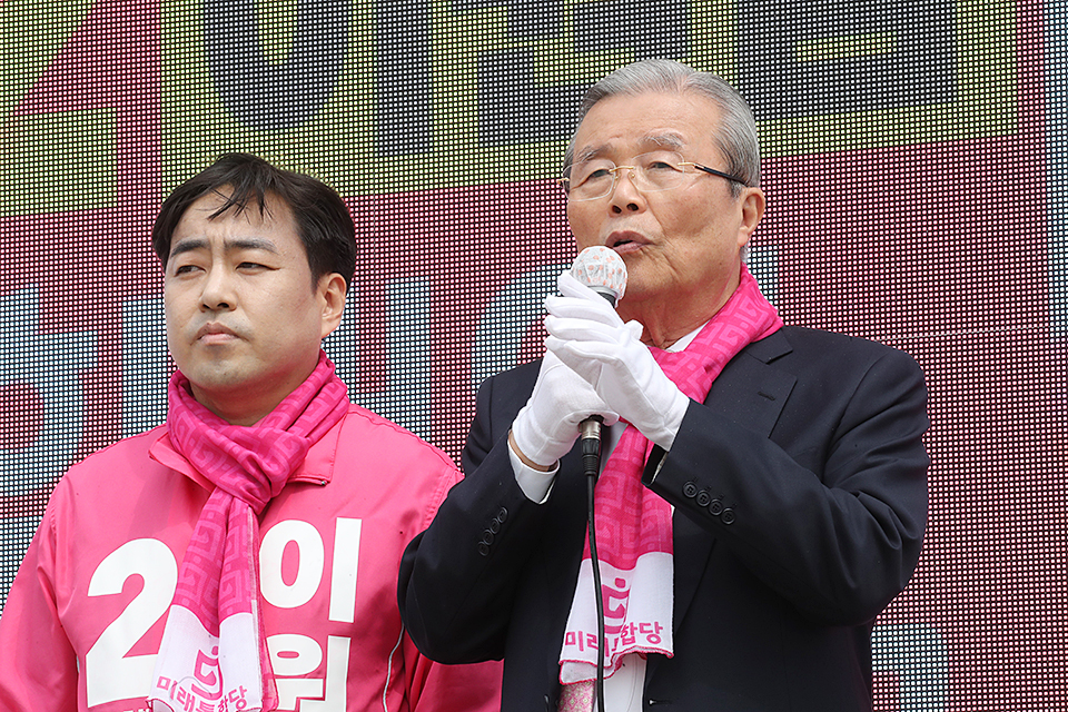 제목 노출 영역입니다 이미지