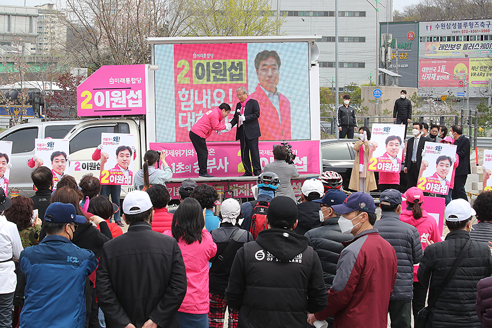 제목 노출 영역입니다 이미지