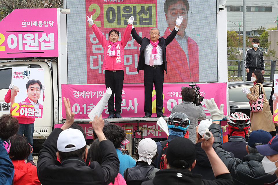 제목 노출 영역입니다 이미지