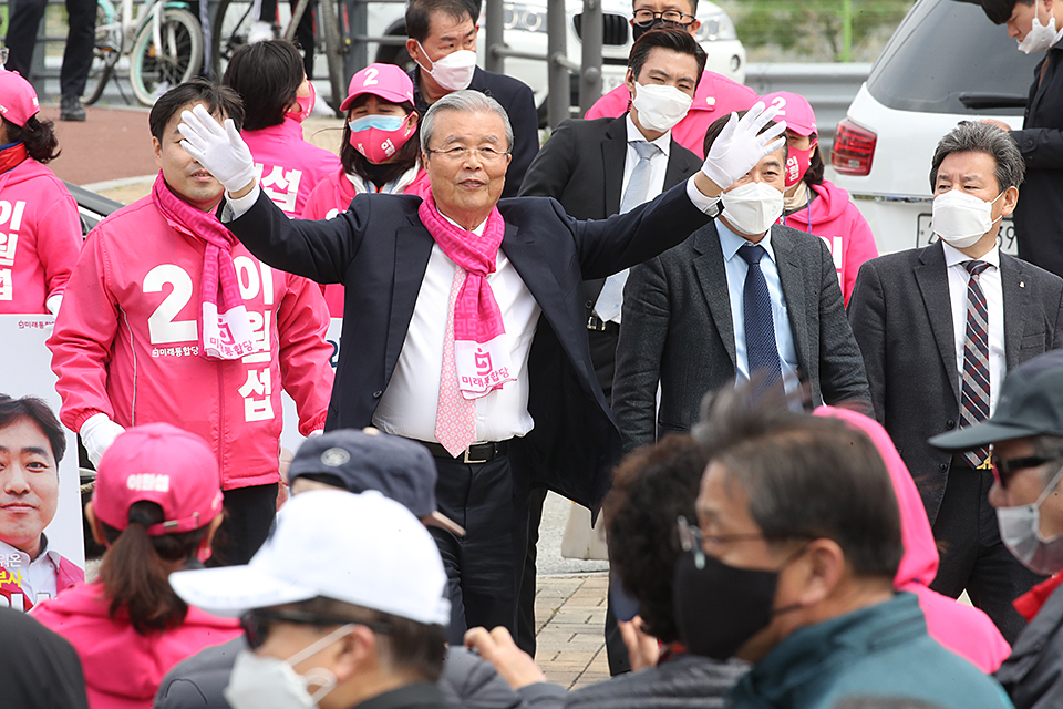 제목 노출 영역입니다 이미지
