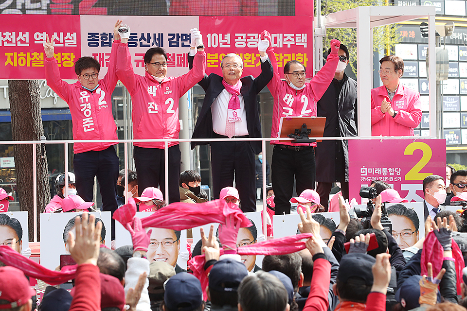제목 노출 영역입니다 이미지