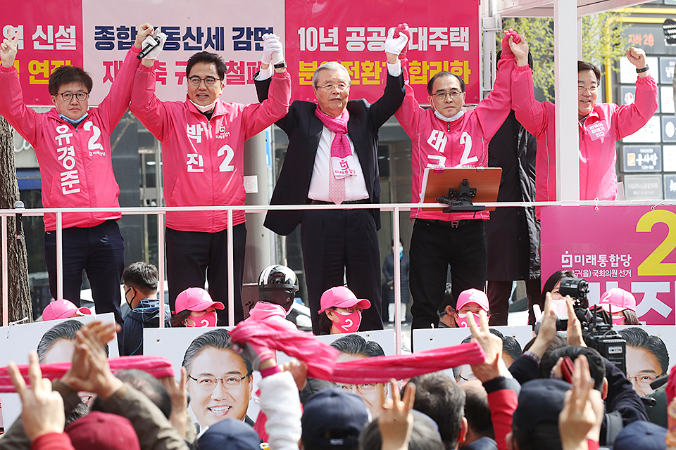 제목 노출 영역입니다 이미지