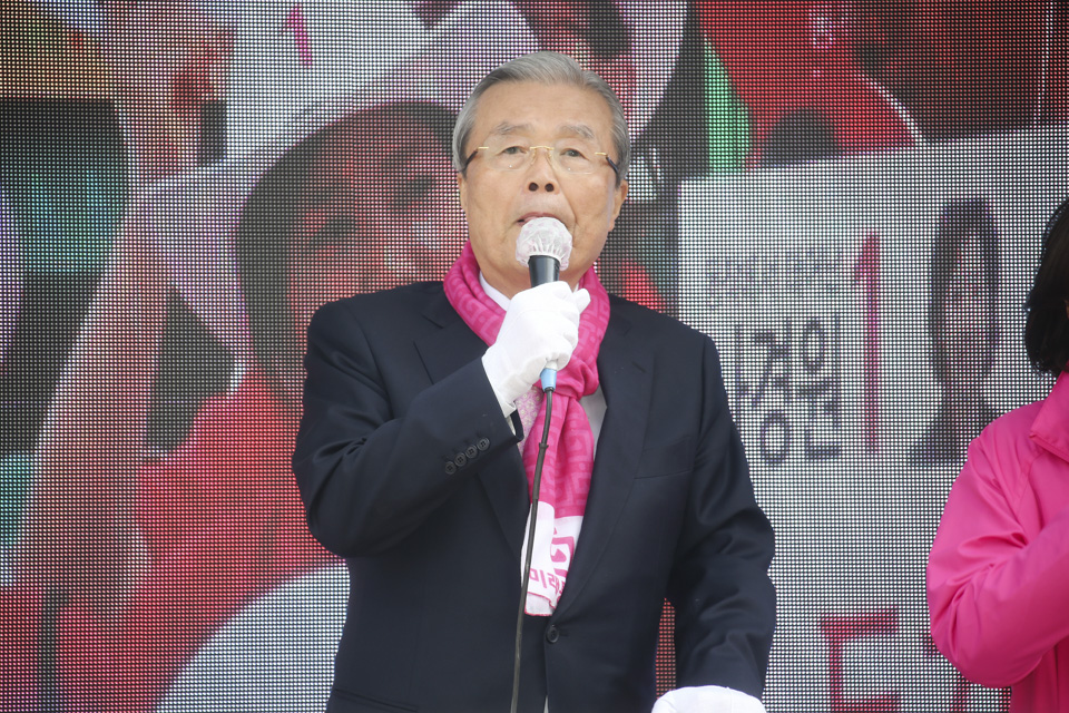 제목 노출 영역입니다 이미지