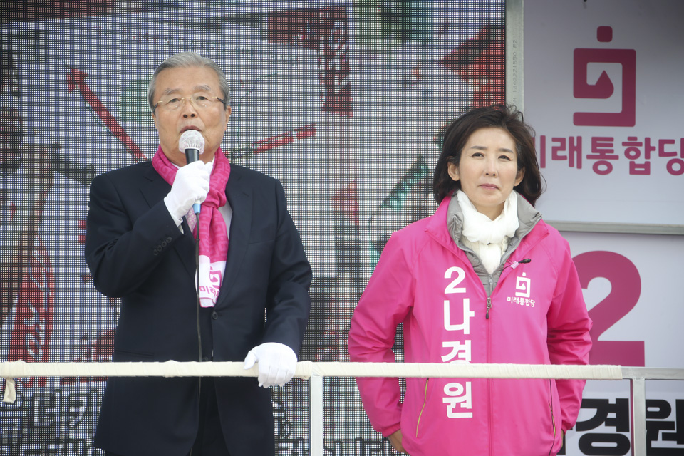 제목 노출 영역입니다 이미지