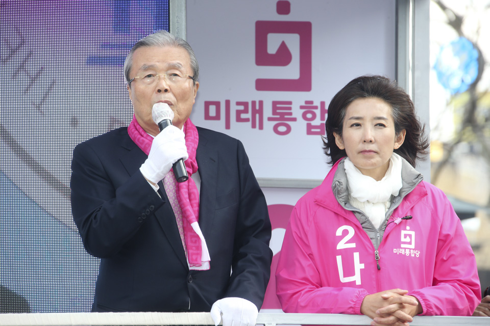 제목 노출 영역입니다 이미지